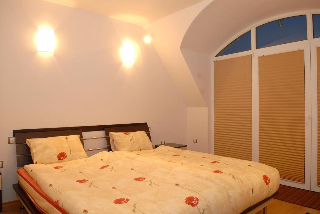 Hotel Avis Sandanski Bagian luar foto