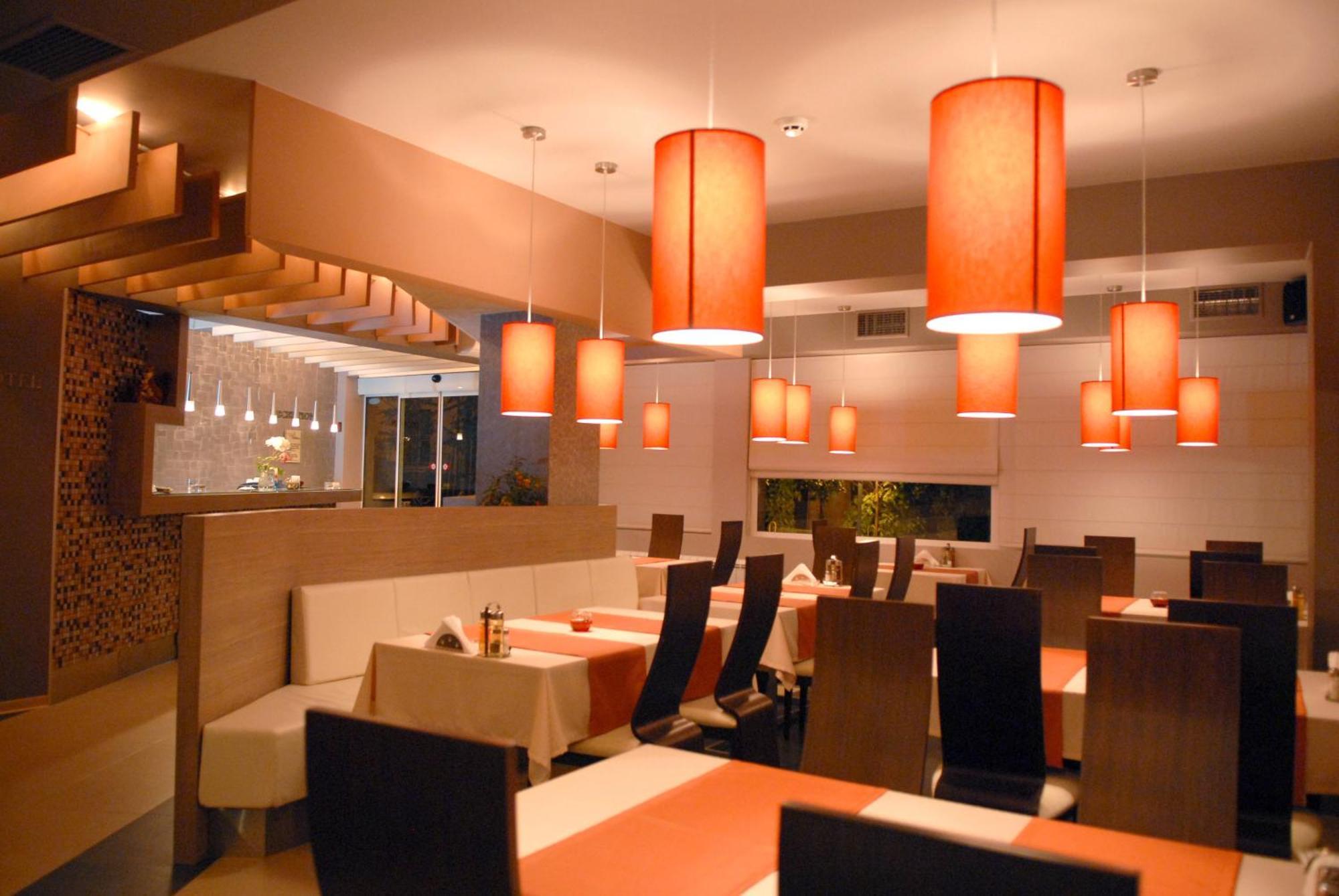 Hotel Avis Sandanski Bagian luar foto