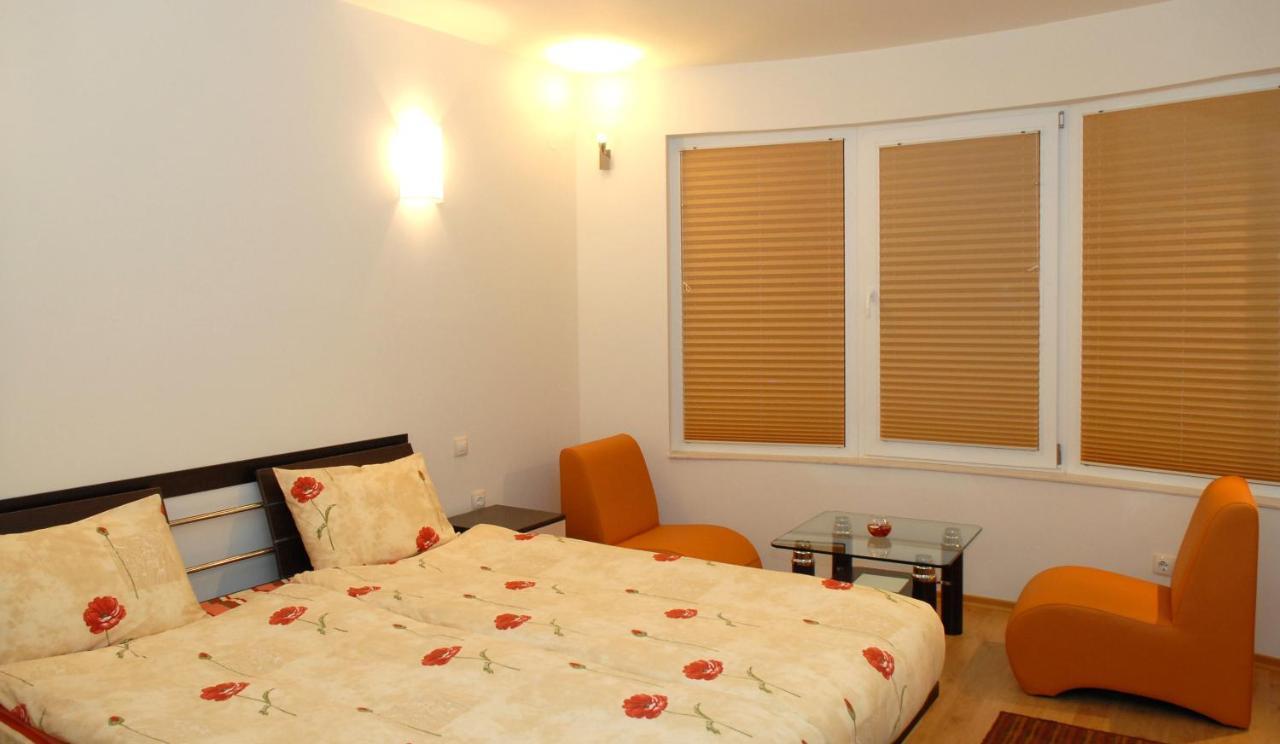 Hotel Avis Sandanski Bagian luar foto